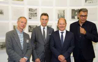 Finanzminister Olaf Scholz zu Gast im Baukunstarchiv - Foto: Damir Stipic